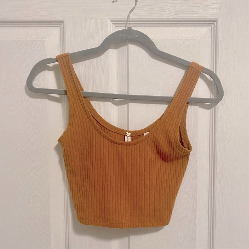 sale ✨ Crop Top Tank LAHearts PacSun- XS